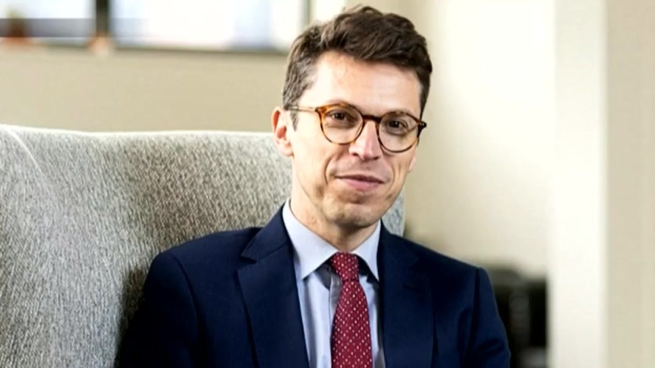 Search continues for gunman who shot, killed MIT professor in Brookline home