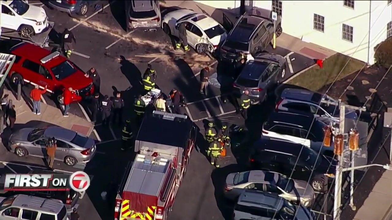 First on 7: 4 taken to hospital, several cars totaled in chain reaction crash in Beverly