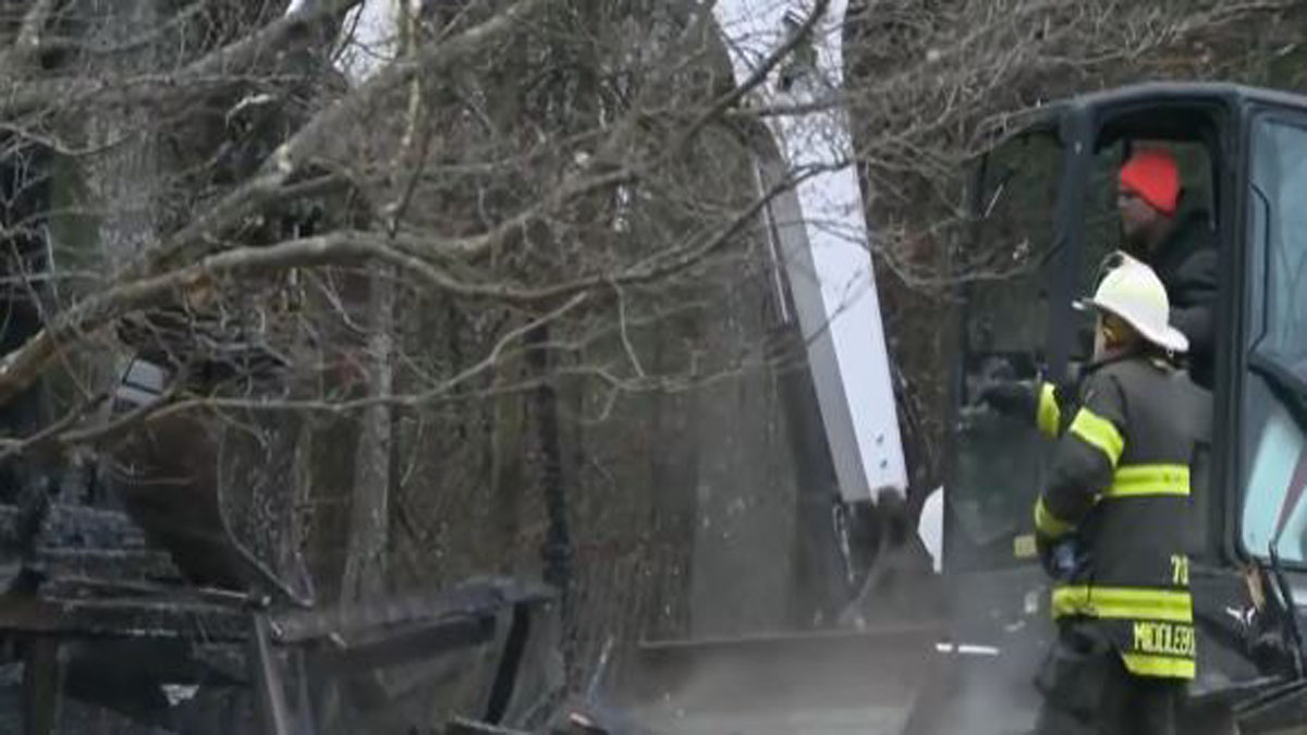 Crews prevent chicken coop fire from spreading to house in Middleboro
