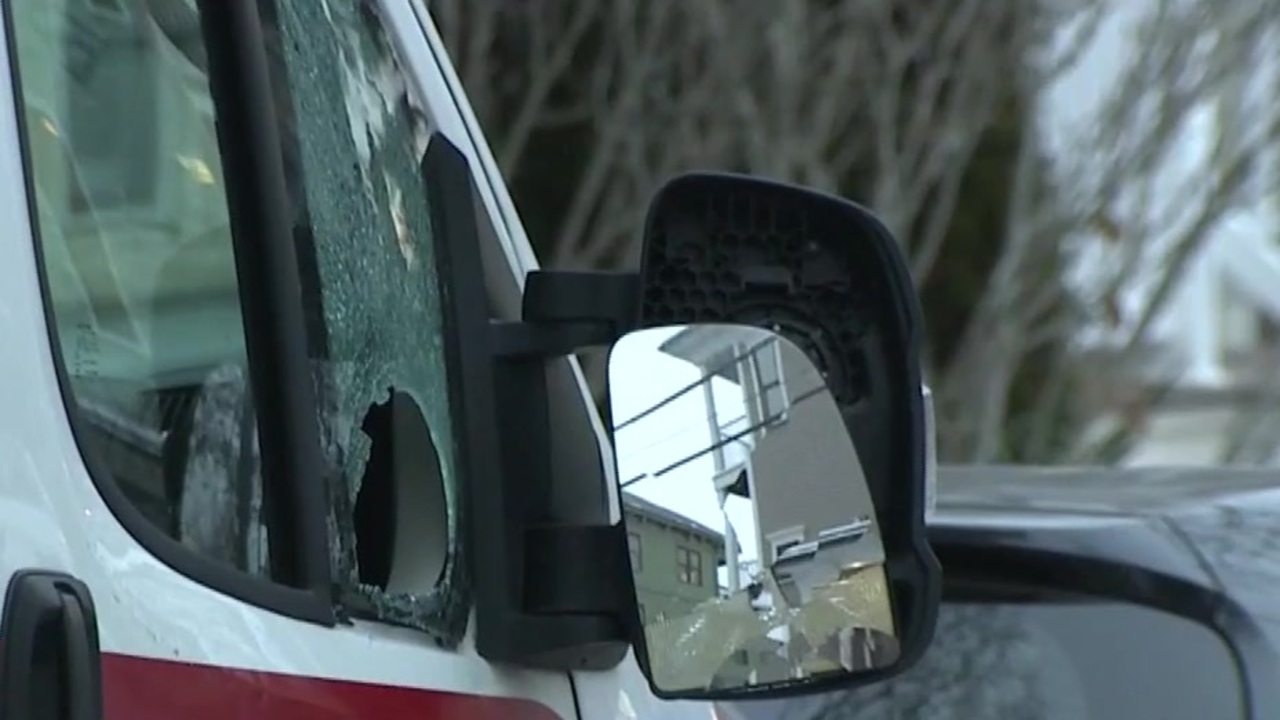 Boston police searching for mail theft suspect in Jamaica Plain