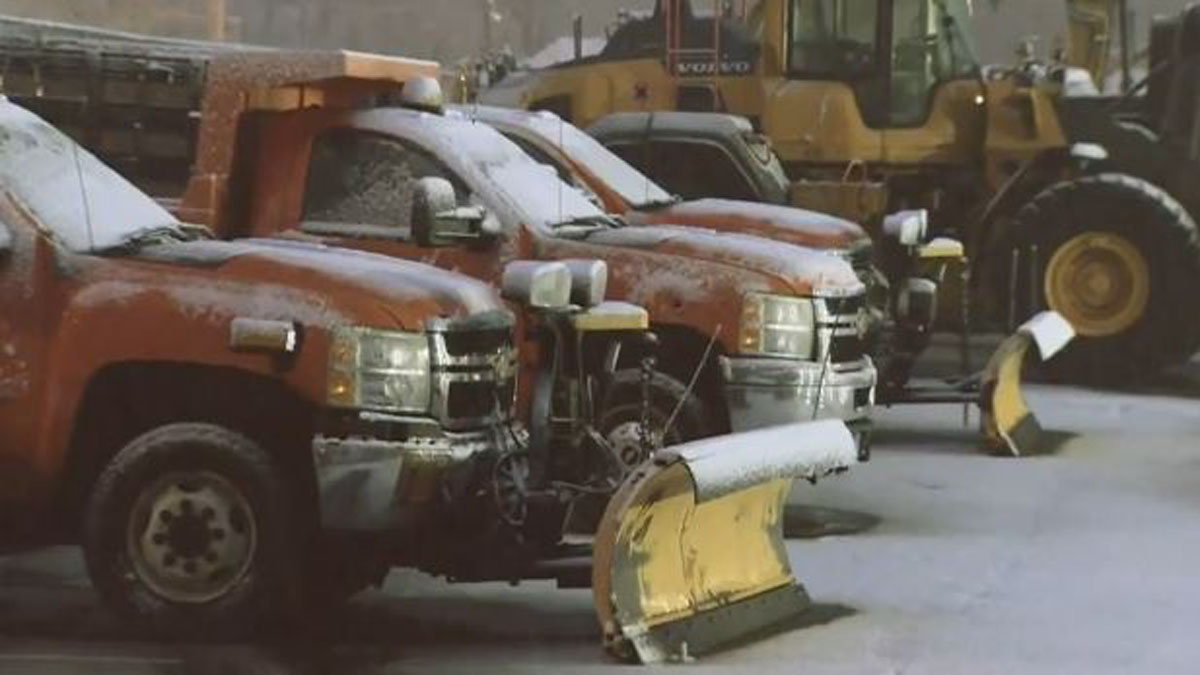 Crews preparing to pre-treat, clear roads as winter storm approaches