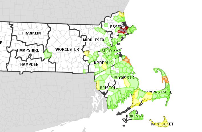 Tens of thousands without power as nor’easter lashes Massachusetts with high winds