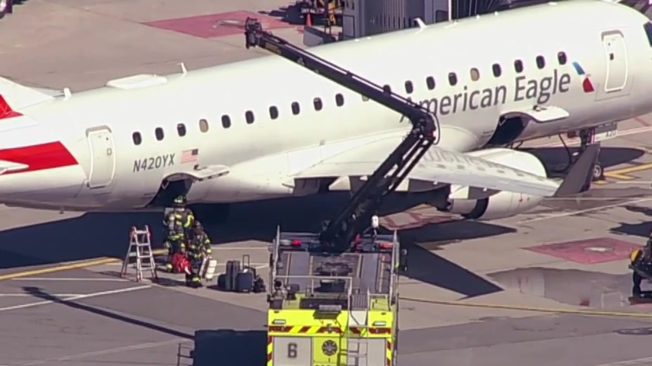 BOSTON (WHDH) - An American Airlines plane at Logan reported issues in the cargo hold, according to officials.MassPort says the plane is at the gate<a class="excerpt-read-more" href="https://whdh.com/news/fire-alarm-accidentally-triggered-in-cargo-hold-of-american-airlines-flight-at-logan/">Read More</a>