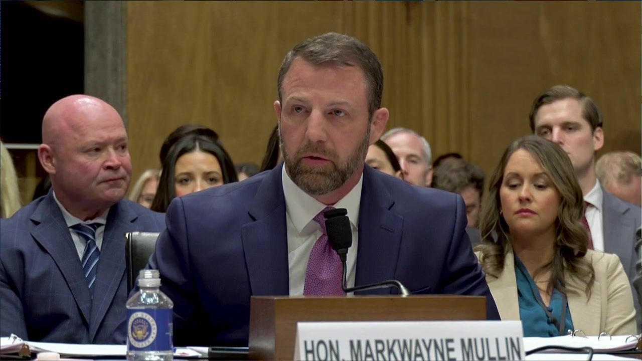 Senate confirms Markwayne Mullin to lead Homeland Security as TSA standoff deepens