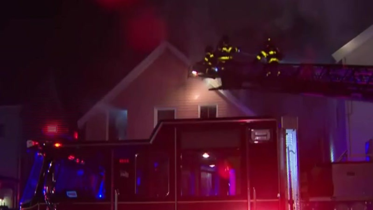 FRAMINGHAM, MASS. (WHDH) - Crews responded to a fire at a home in Framingham Thursday morning.One person was sent to the hospital for minor smoke<a class="excerpt-read-more" href="https://whdh.com/news/one-sent-to-hospital-from-fire-at-home-in-framingham/">Read More</a>
