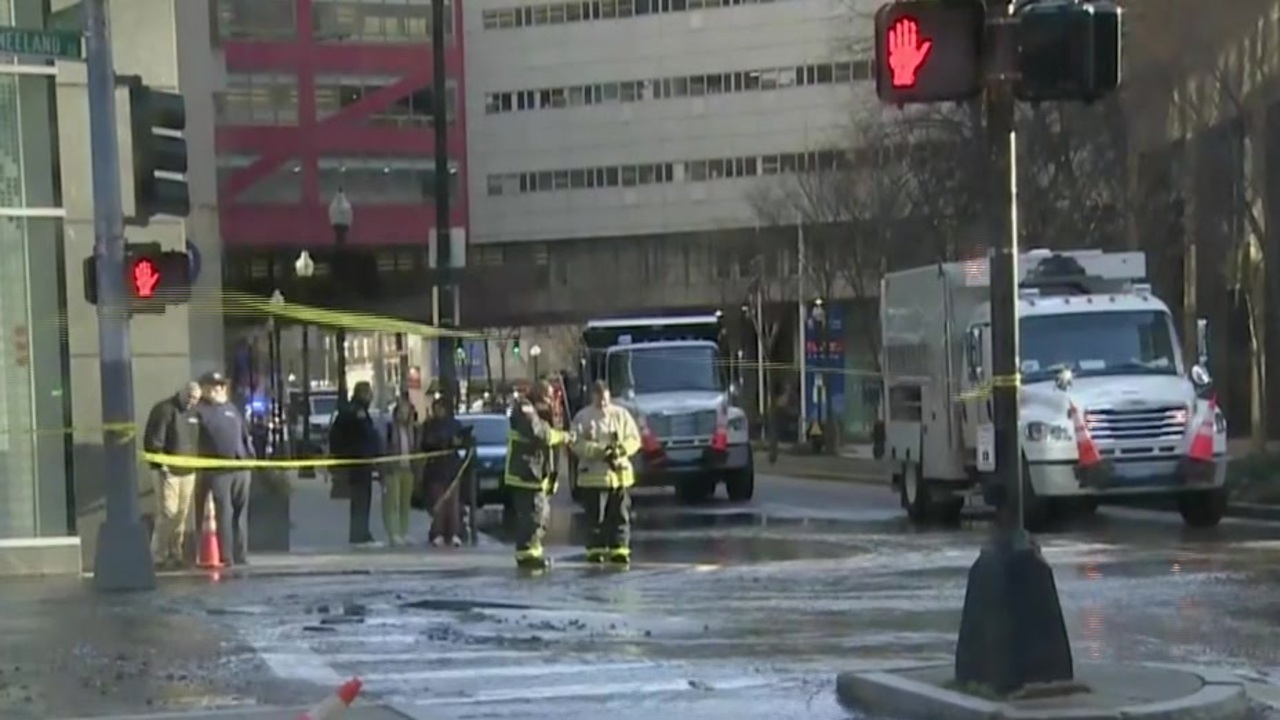 Water main break shuts down streets in Boston