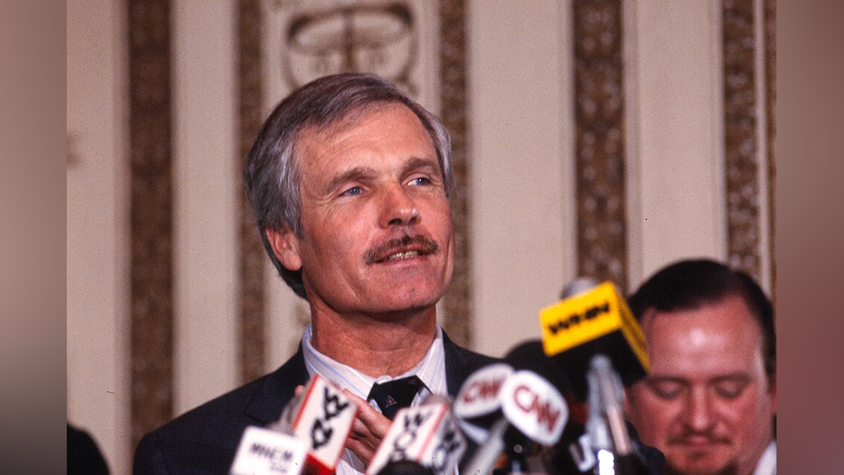 CNN founder Ted Turner, a pioneer of cable TV news, dies at 87