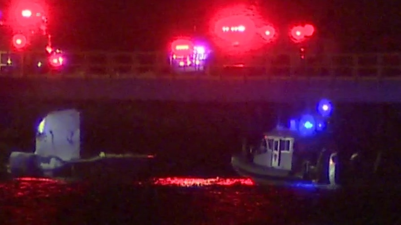 4 transported to hospital following boat crash near Logan airport