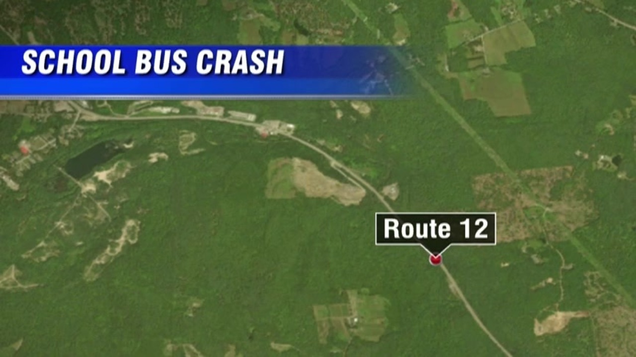 1 dead following crash involving school bus in NH, no students seriously hurt