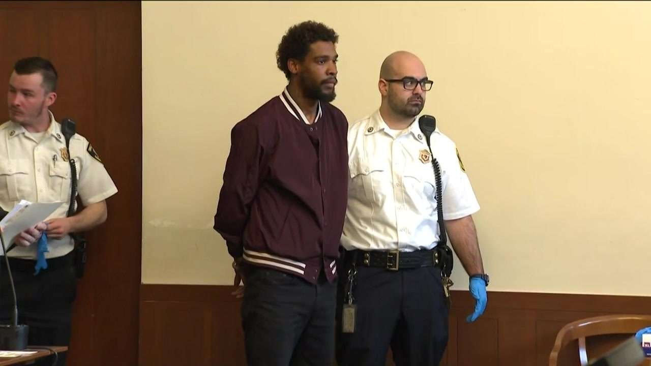 Man accused of breaking into Beacon Hill home while naked appears in ...