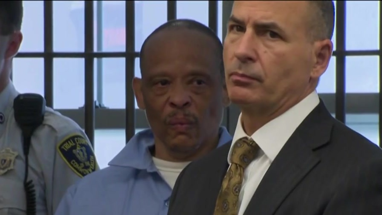 BOSTON (WHDH) - A Winthrop man charged with manslaughter in the death of his wife pleaded not guilty on Tuesday.Sean Brewer, 58, is accused of<a class="excerpt-read-more" href="https://whdh.com/news/winthrop-man-charged-in-death-of-wife-pleads-not-guilty/">Read More</a>