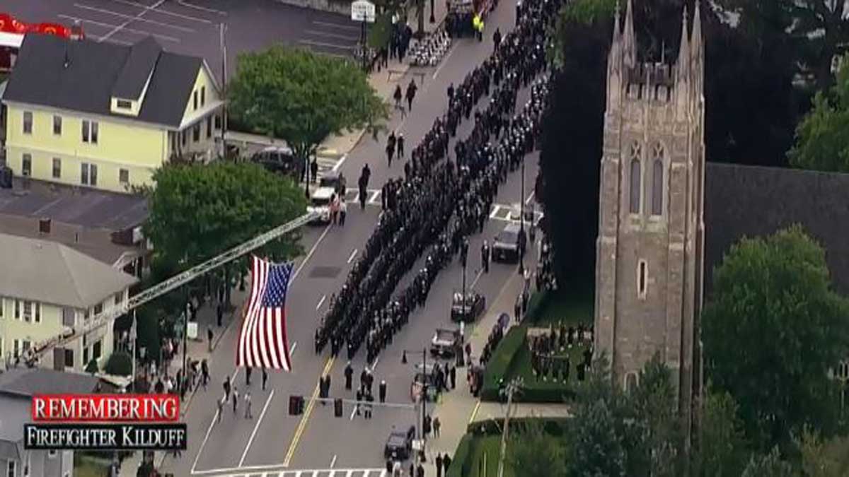 Thousands attend wake for fallen Boston firefighter Robert โBKโ Kilduff Jr.