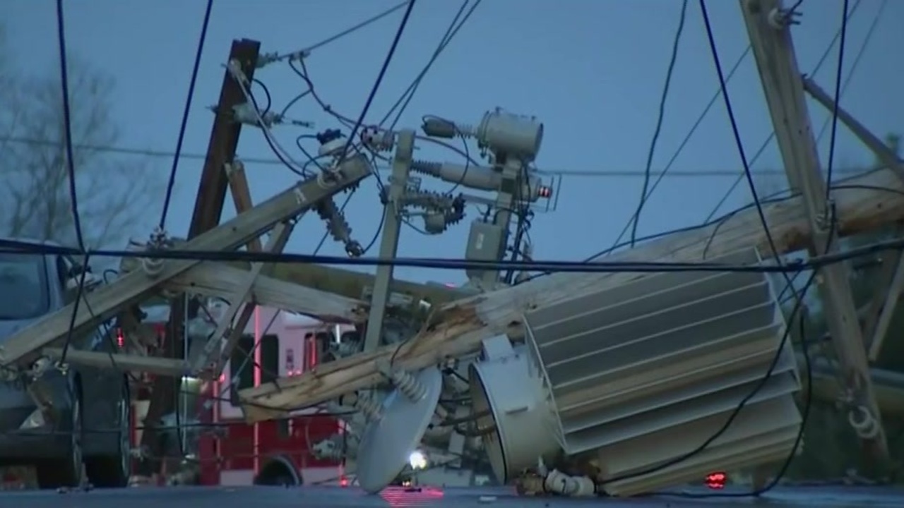 Police searching for truck that brought down wires, damaged utility poles in Newbury