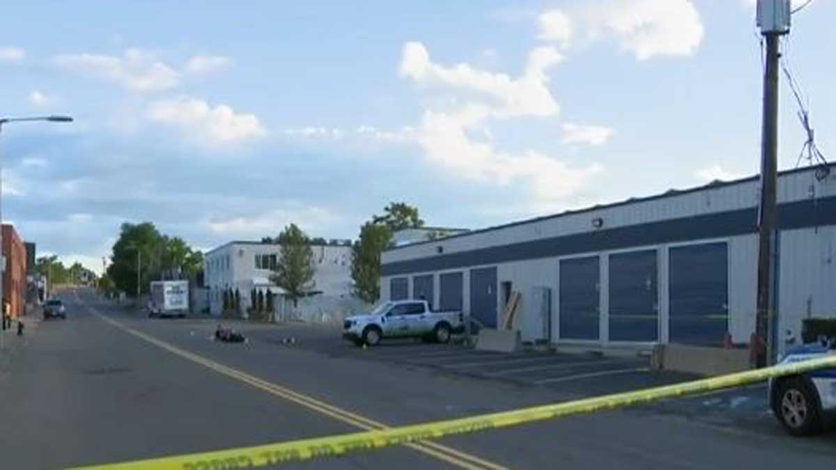 Police investigating daylight shooting in Hyde Park