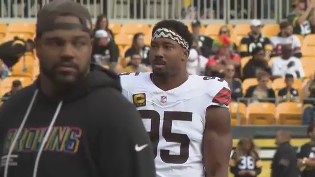 Browns trade 2-time AP Defensive Player of the Year Myles Garrett to Rams