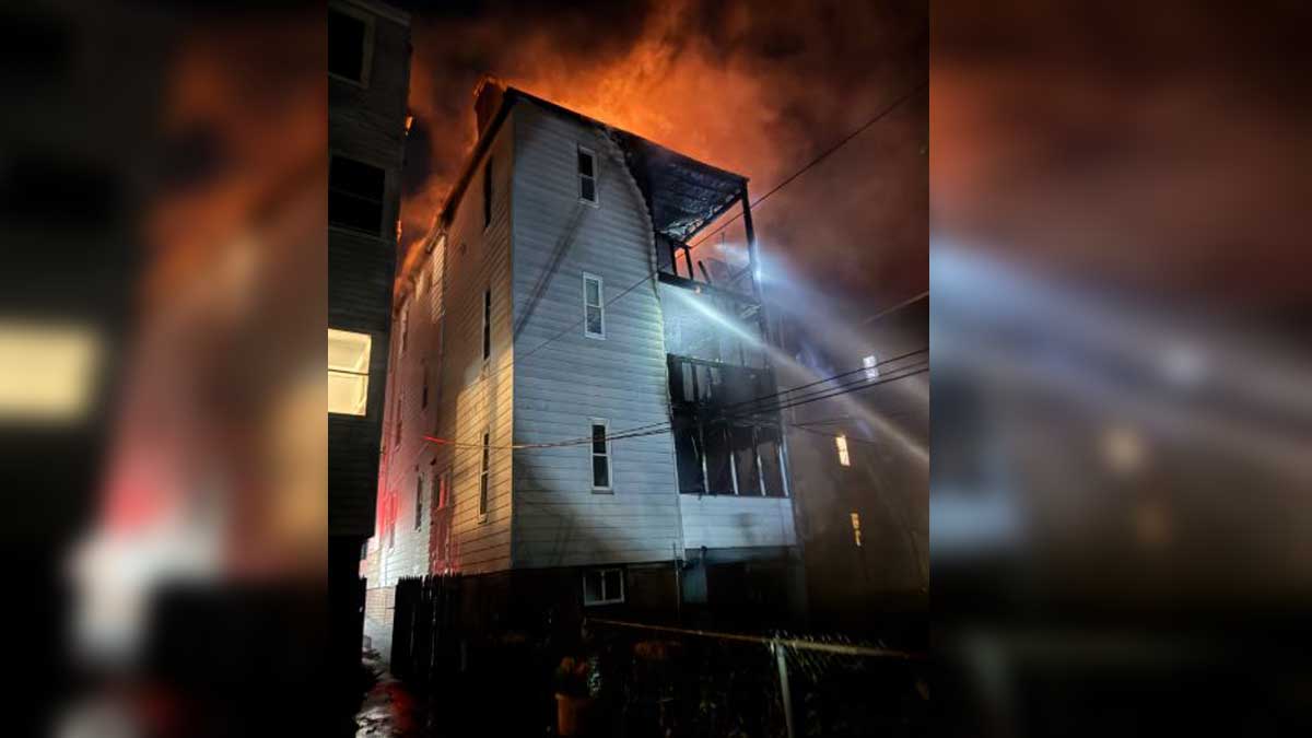 Boston firefighter hospitalized, 8 displaced after early morning fire in South Boston