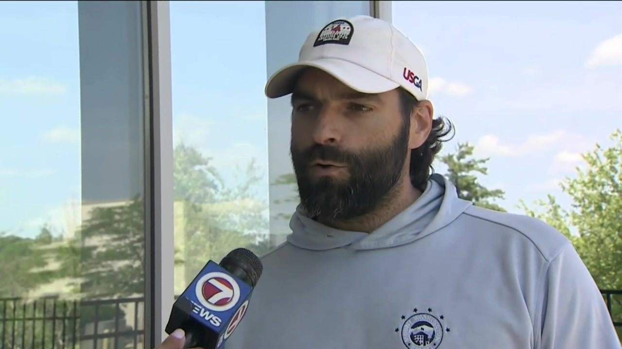 Worker at Berlin shopping plaza details seeing suspect in deadly shooting leave, leading to 495 shutdown