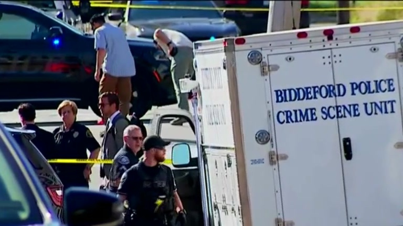 BIDDEFORD, Maine (AP) — The motorist killed by ICE officers in a Maine shooting Monday was not the target of the warrant the officers were<a class="excerpt-read-more" href="https://whdh.com/news/man-shot-and-killed-by-ice-in-maine-was-not-the-target-of-warrant-sen-angus-king-says/">Read More</a>