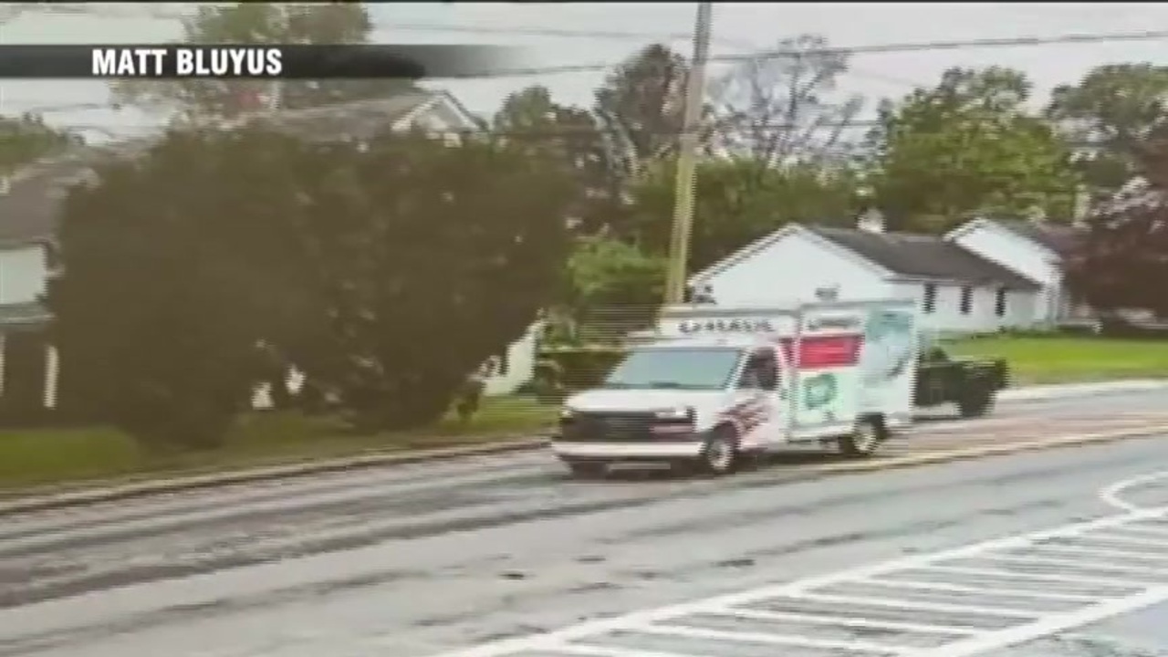 Police searching for suspects accused of recklessly driving U-Haul before abandoning it in Sturbridge