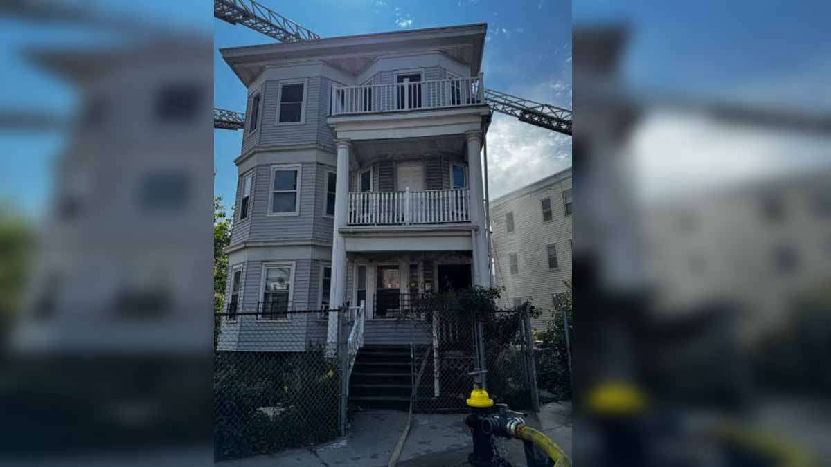 Fire in Dorchester spreads to adjacent home