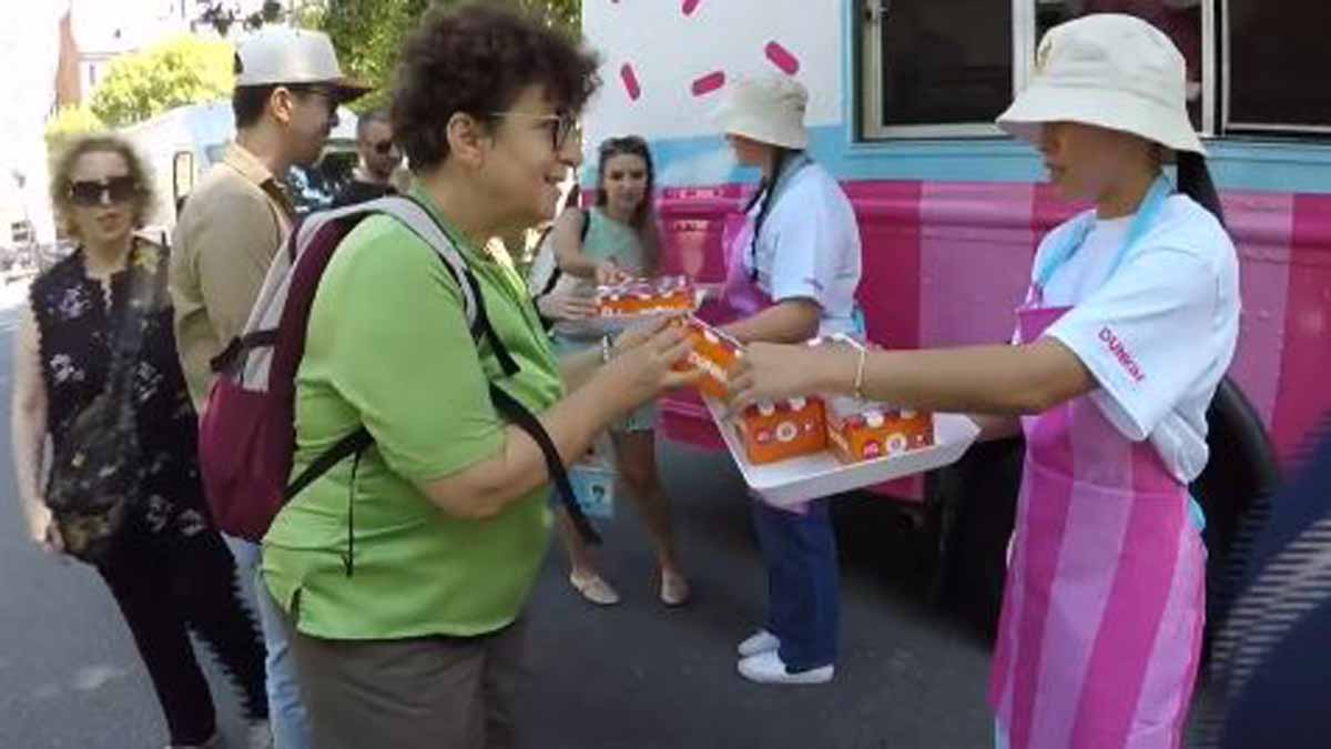 Dunkin’ and Museum of Ice Cream deliver sweet surprise in Boston for National Ice Cream Day