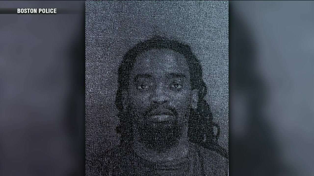 27-year-old suspect arrested in Hyde Park shooting, hides face in court