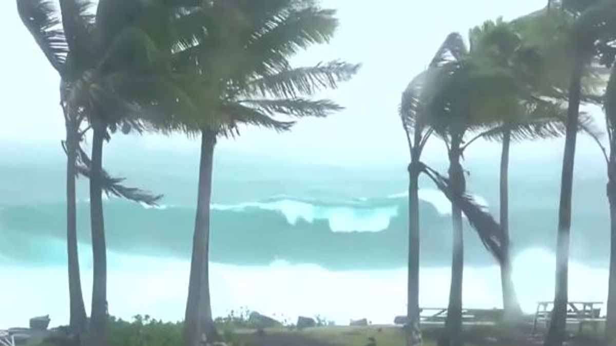 Tropical Storm Lala rakes Hawaii with high winds and rain without making landfall