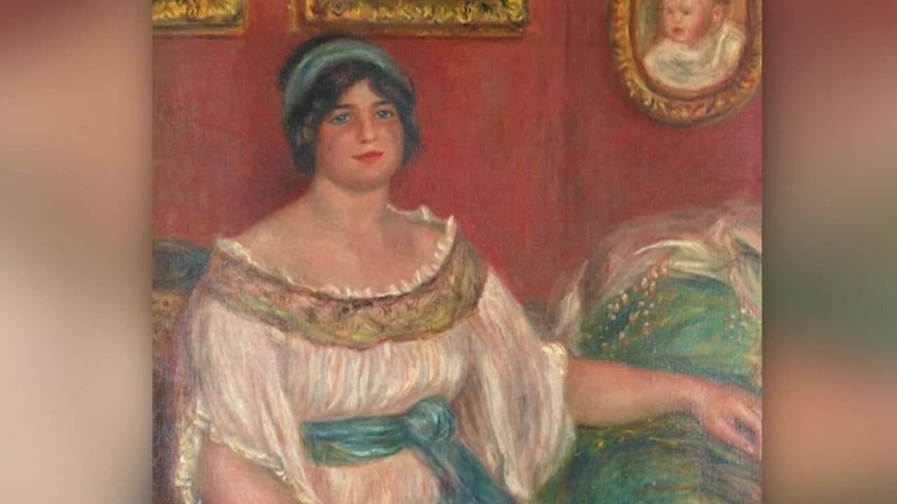 Thieves steal four Renoir paintings from French museum, dropping two as they flee