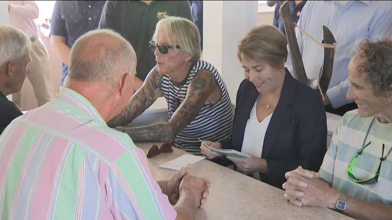 Healey gives $300,000 in relief payments to shellfish harvesters impacted by Haverhill seweage leak