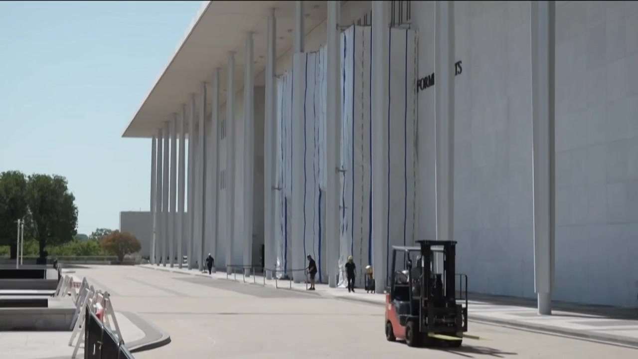 Kennedy Center says building closed temporarily due to ‘acute risks to public safety’