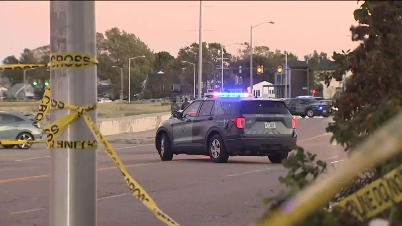 Person hospitalized after being hit by car on Quincy Shore Drive