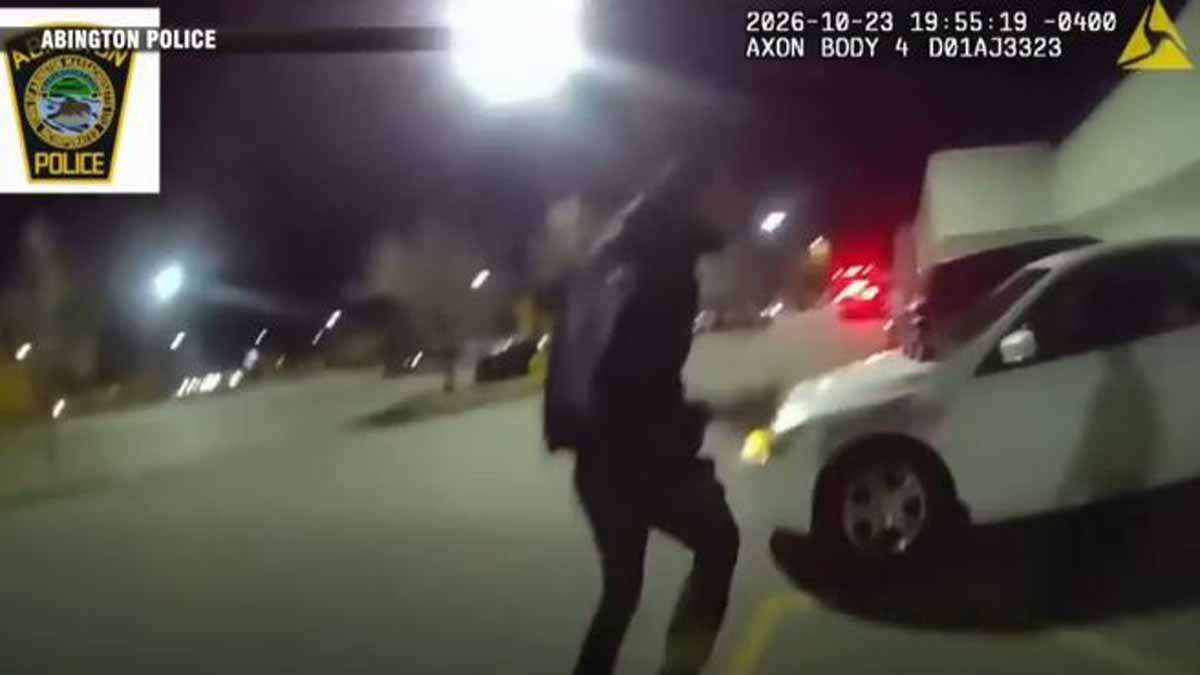 Police: Body camera video shows arrest of teen who brought loaded gun to Abingto...