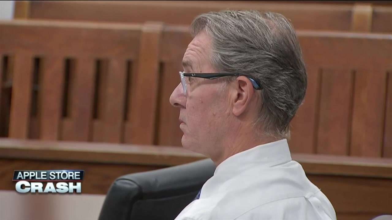 Man charged with deadly Hingham Apple Store crash asking to move trial out of Pl...