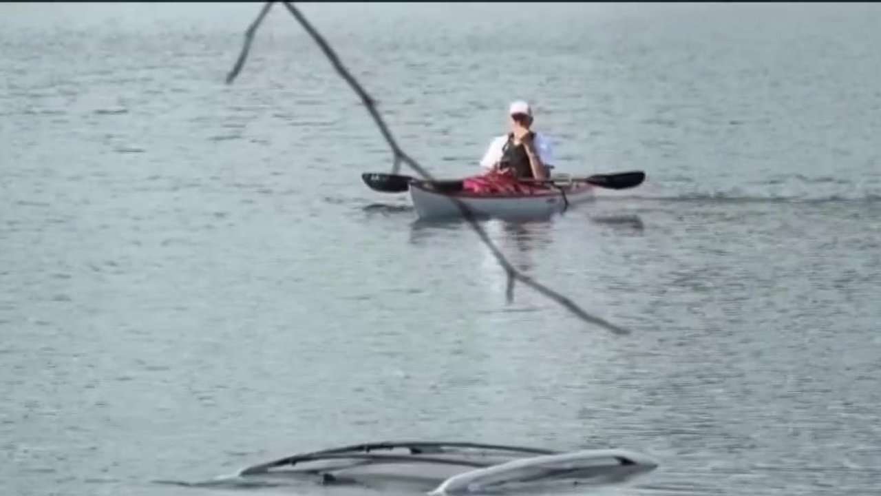 HAMILTON, MASS. (WHDH) - A good Samaritan rescued two people in their 80s after their car went into a lake Friday morning in Hamilton.Police say<a class="excerpt-read-more" href="https://whdh.com/news/good-samaritan-pulls-elderly-pair-from-water-after-their-car-went-into-a-lake-in-hamilton/">Read More</a>
