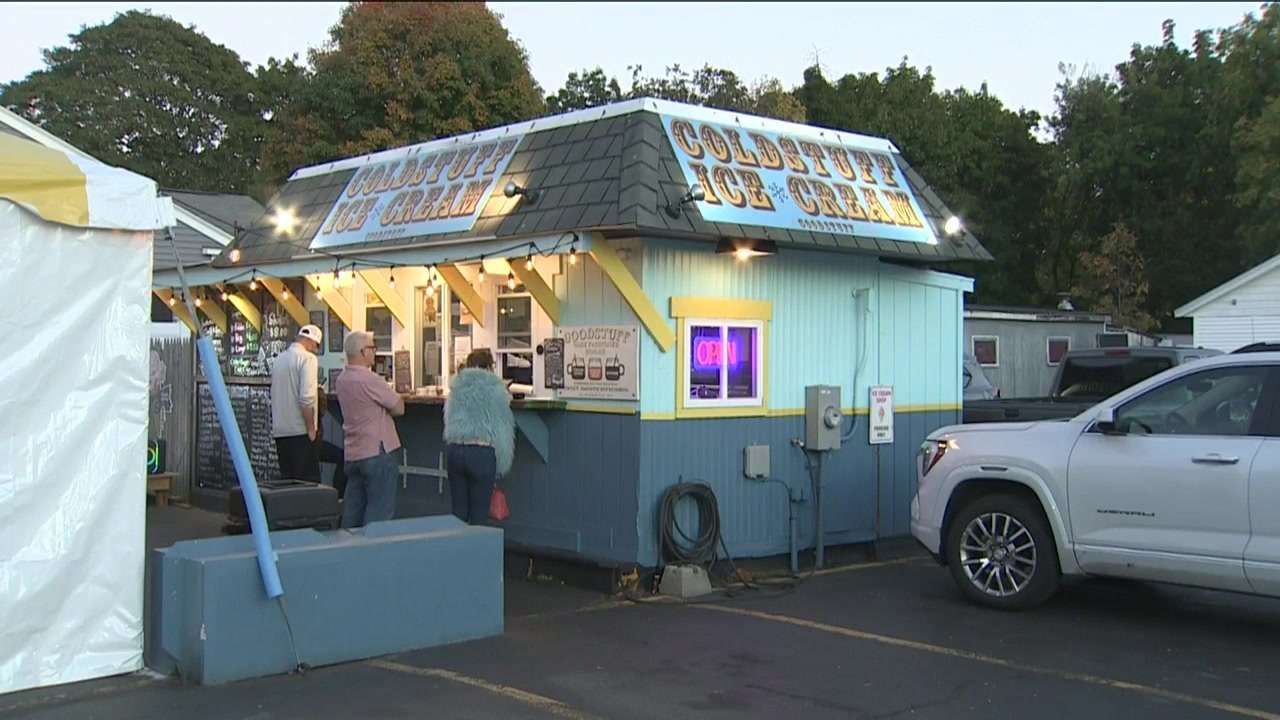 Blackstone ice cream shop blasts customers to ‘act your age’ in viral post defending teen employees