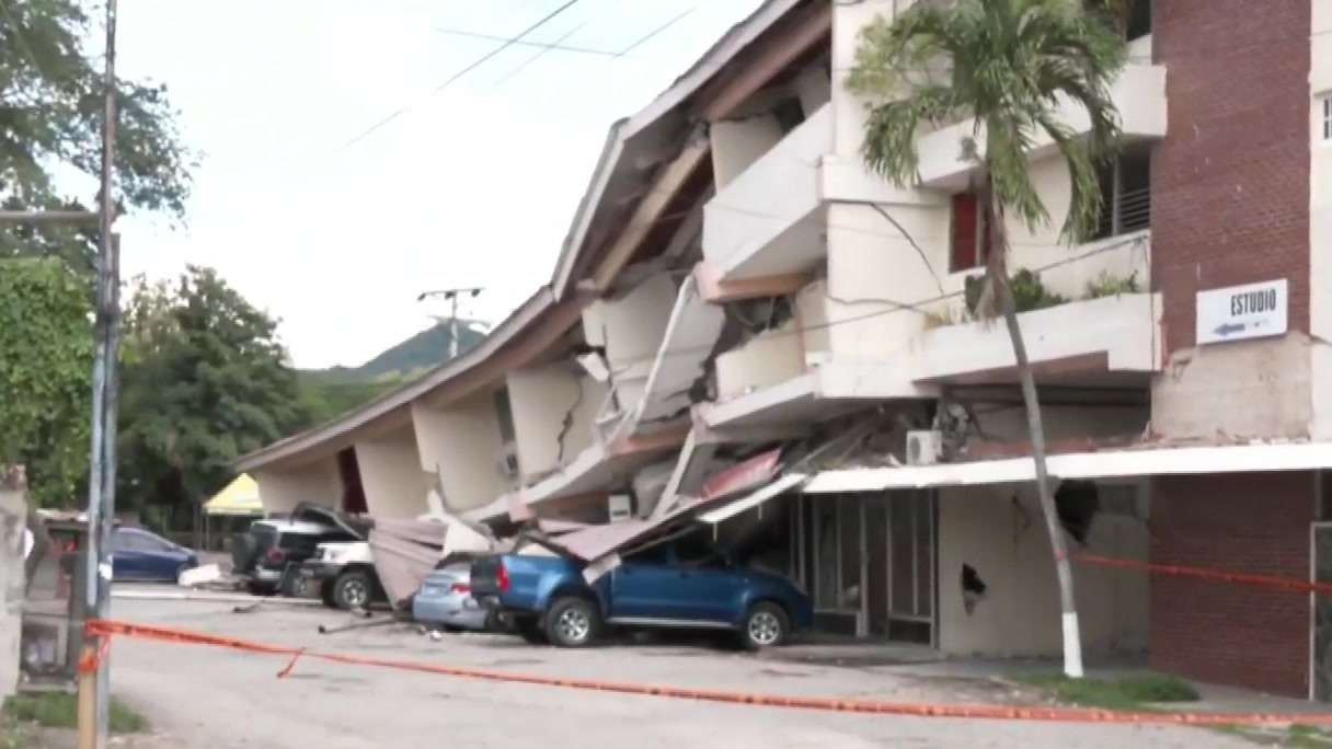 Panama rocked by 2 powerful earthquakes and multiple aftershocks, prompting evacuations
